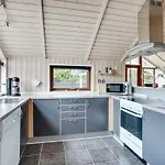 Chermeine - 1-2km To The Fjord By Interhome בית נופש